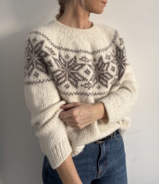Nordic Snowflake Sweater Chunky