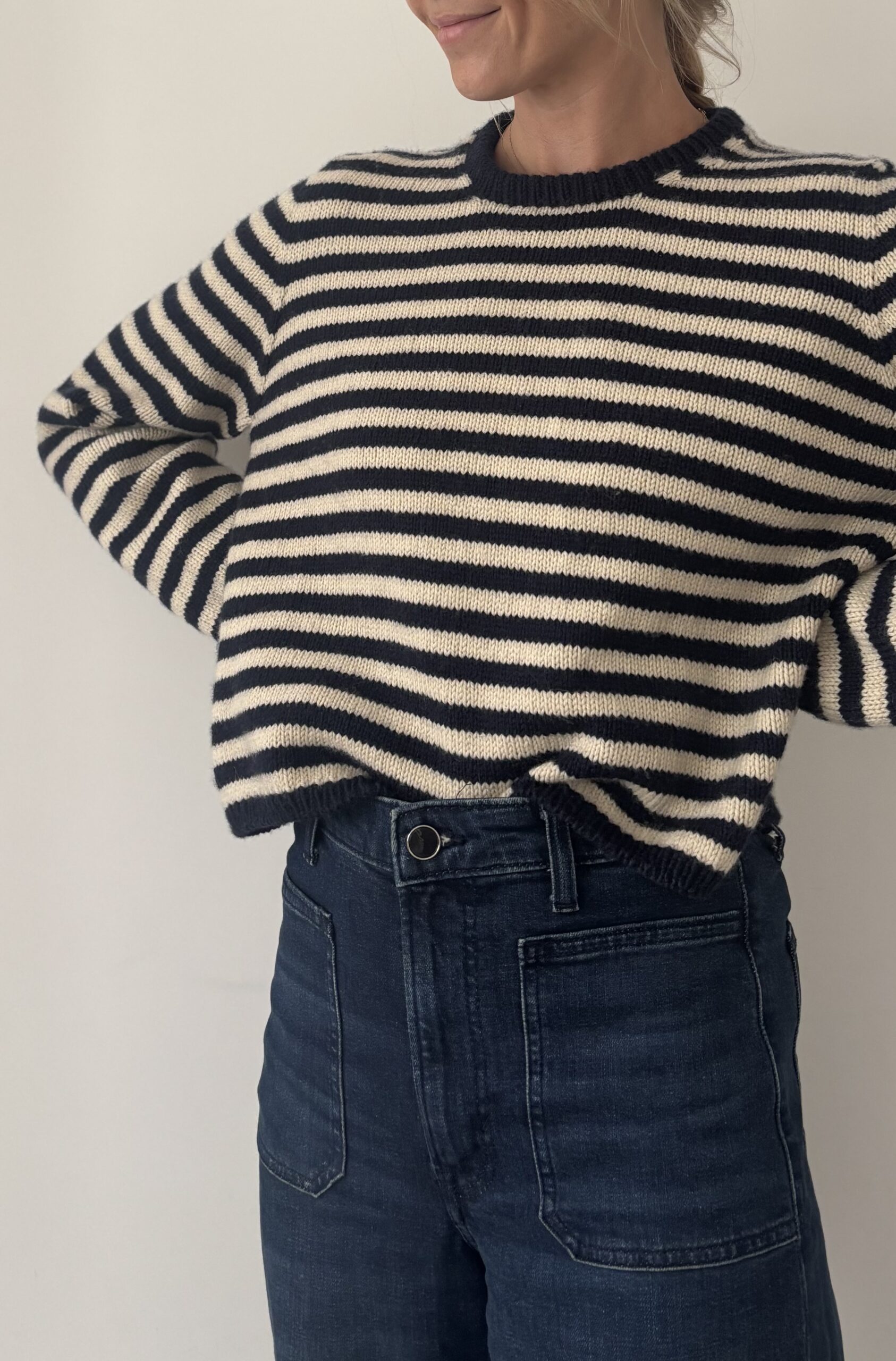Clovelly Sweater - Image 18