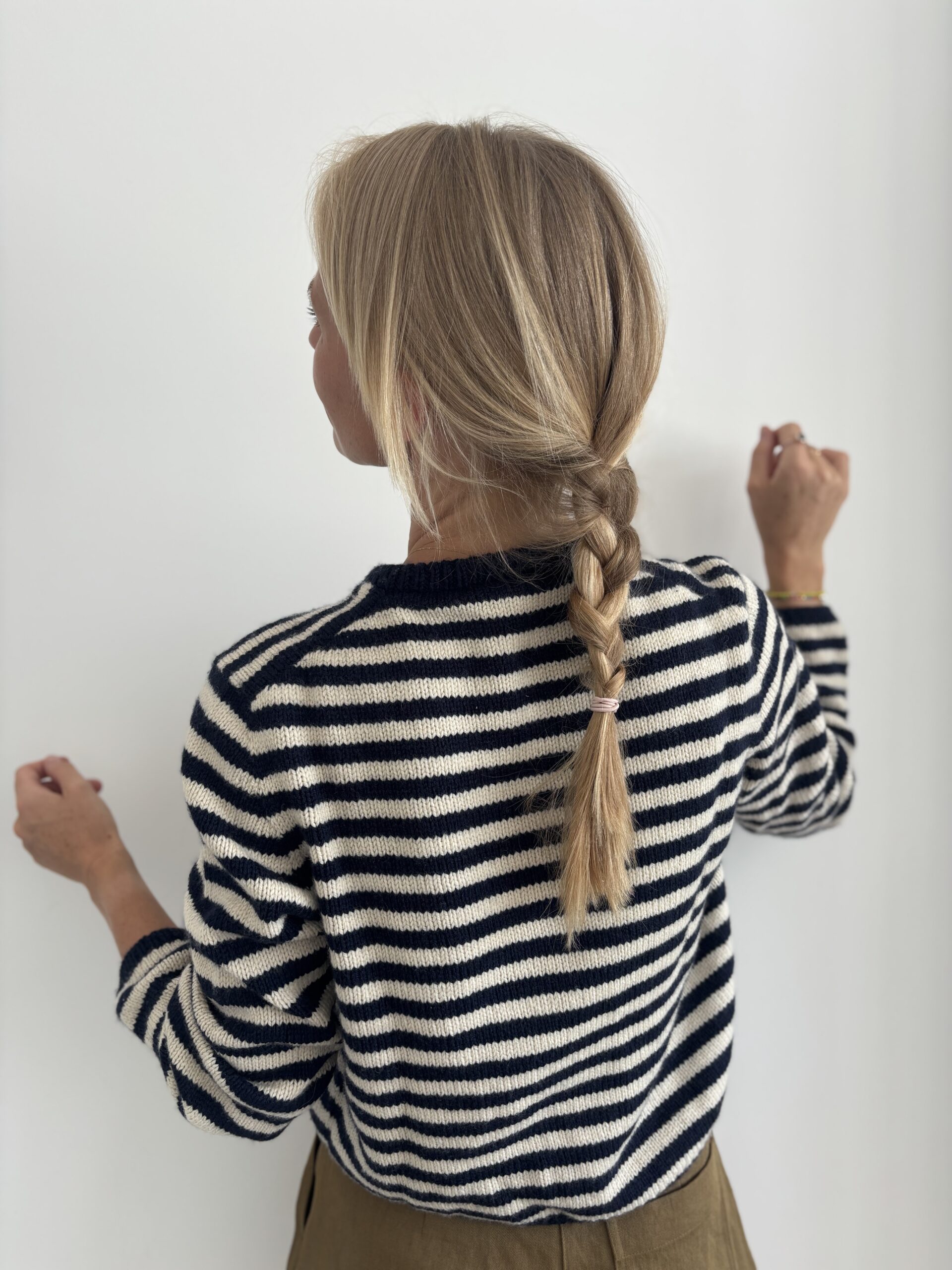 Clovelly Sweater - Image 16