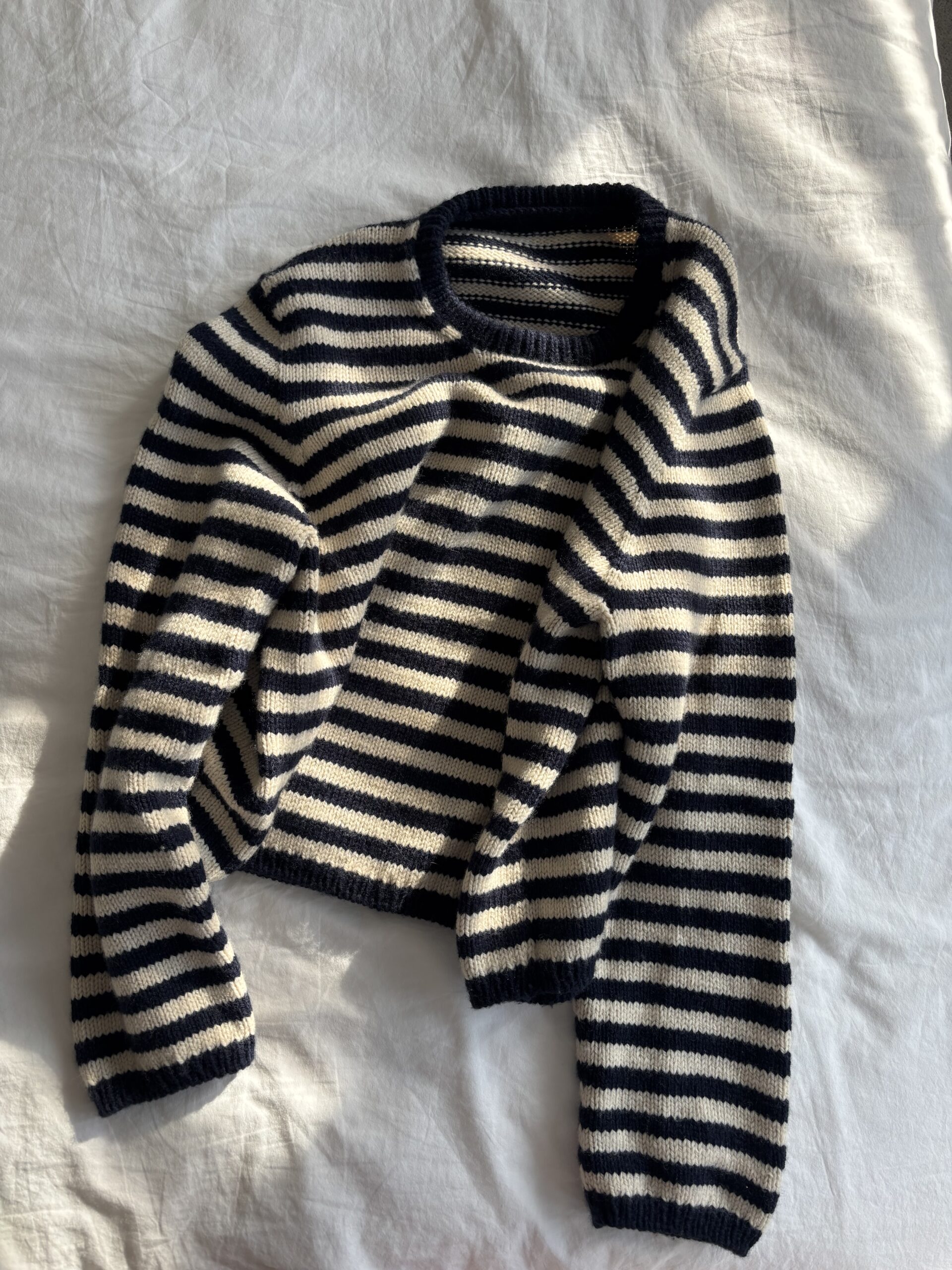 Clovelly Sweater - Image 7